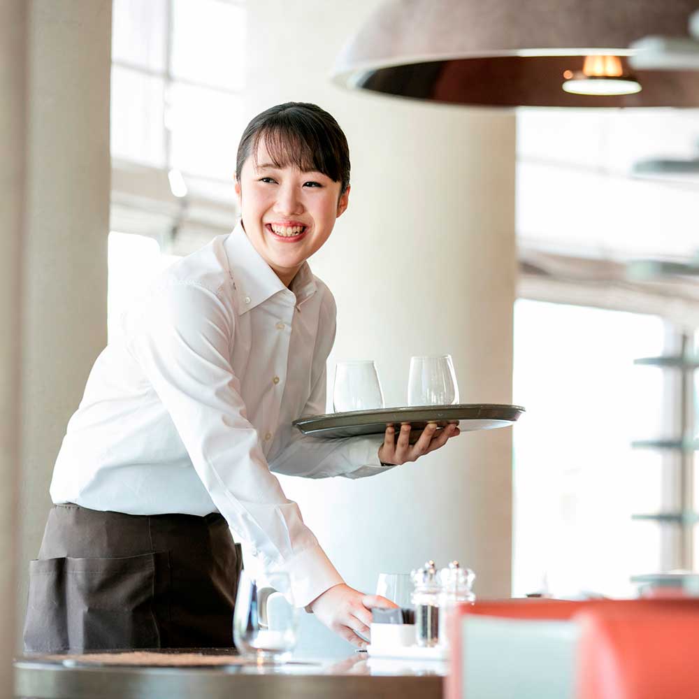 新卒採用